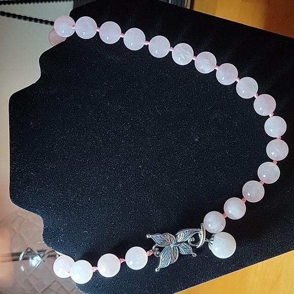 Jewelry - Rose Quartz Necklace NWOT